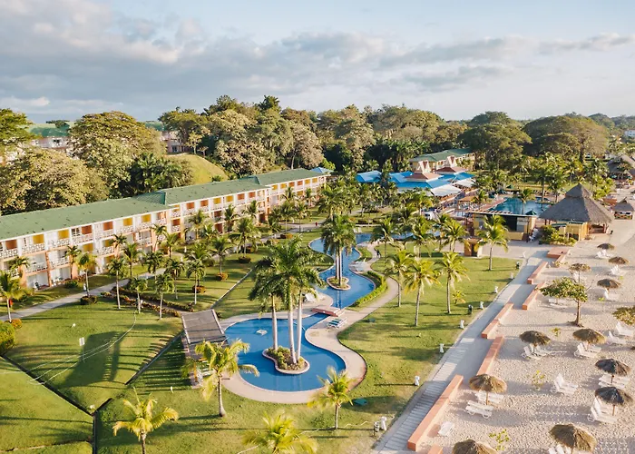 Grand Decameron Panama, A Trademark All Inclusive Resort